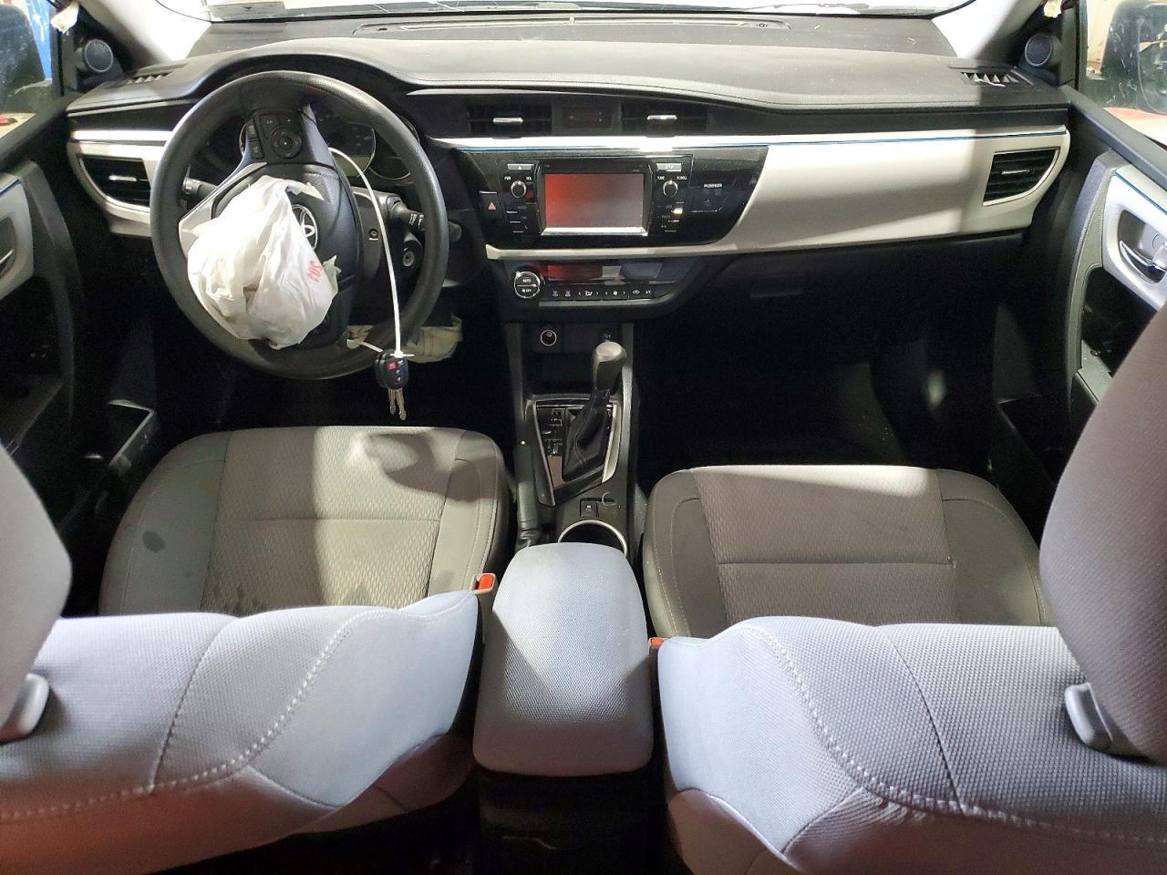 2015 TOYOTA COROLLA