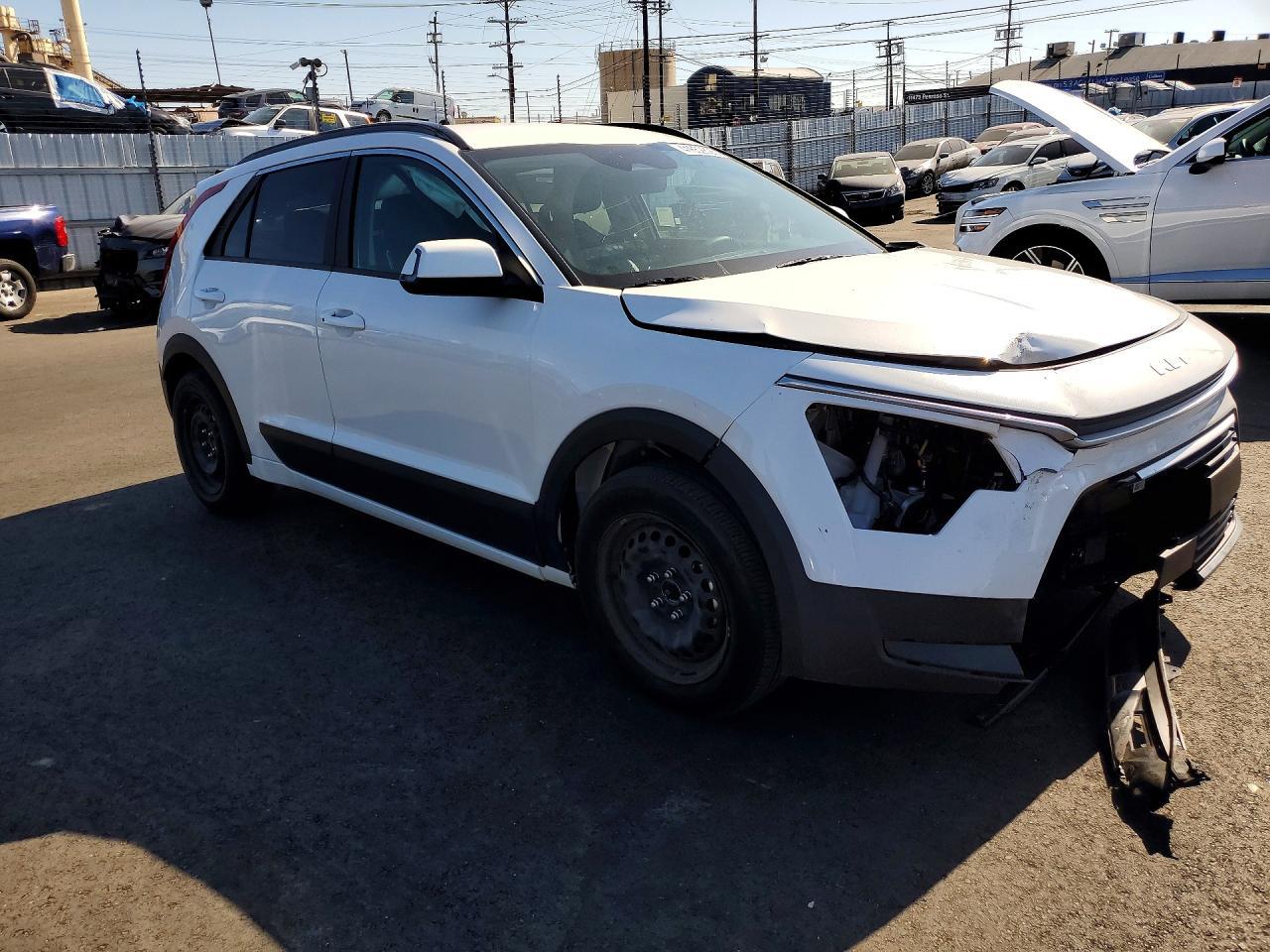 2025 KIA Niro
