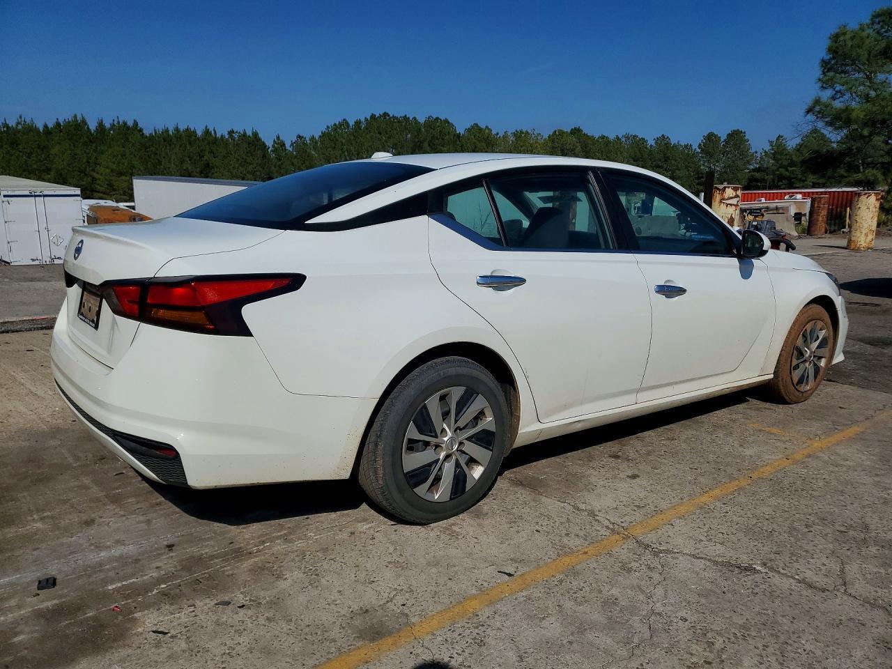 2020 NISSAN ALTIMA