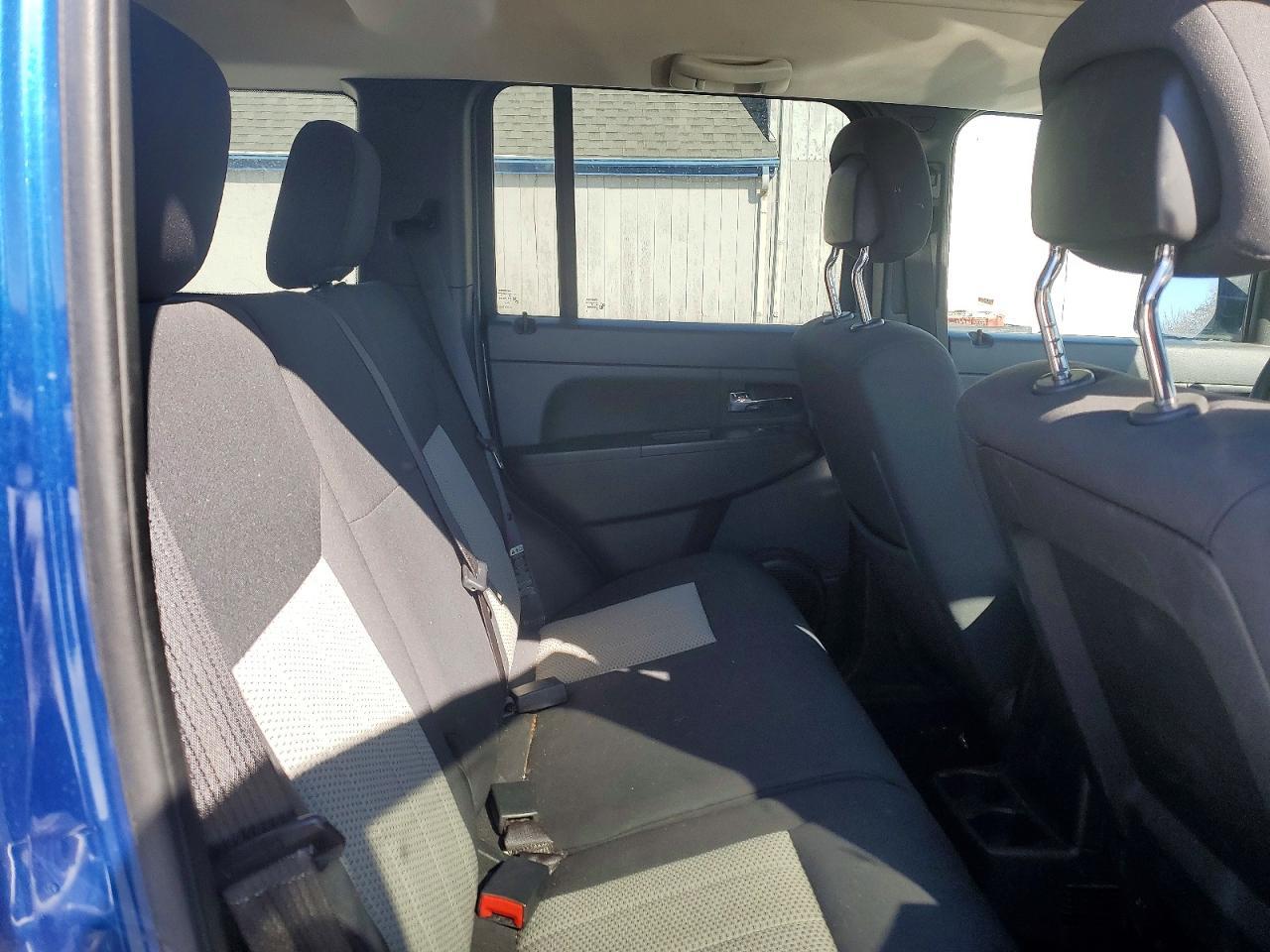 2010 JEEP Liberty