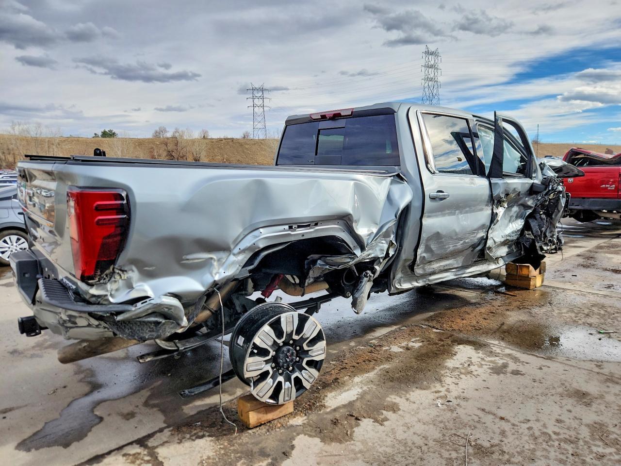 2025 GMC Sierra