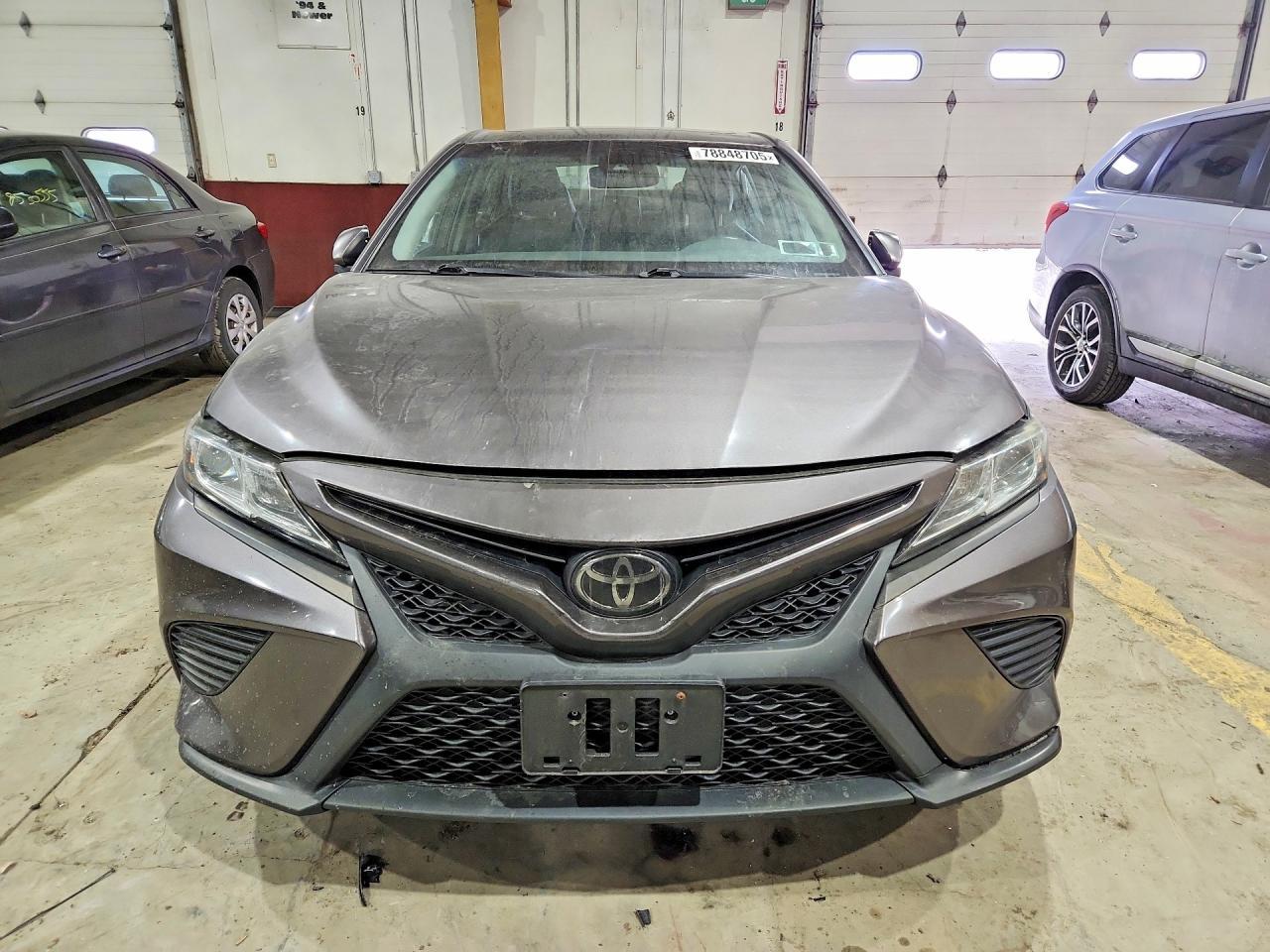 2018 TOYOTA CAMRY