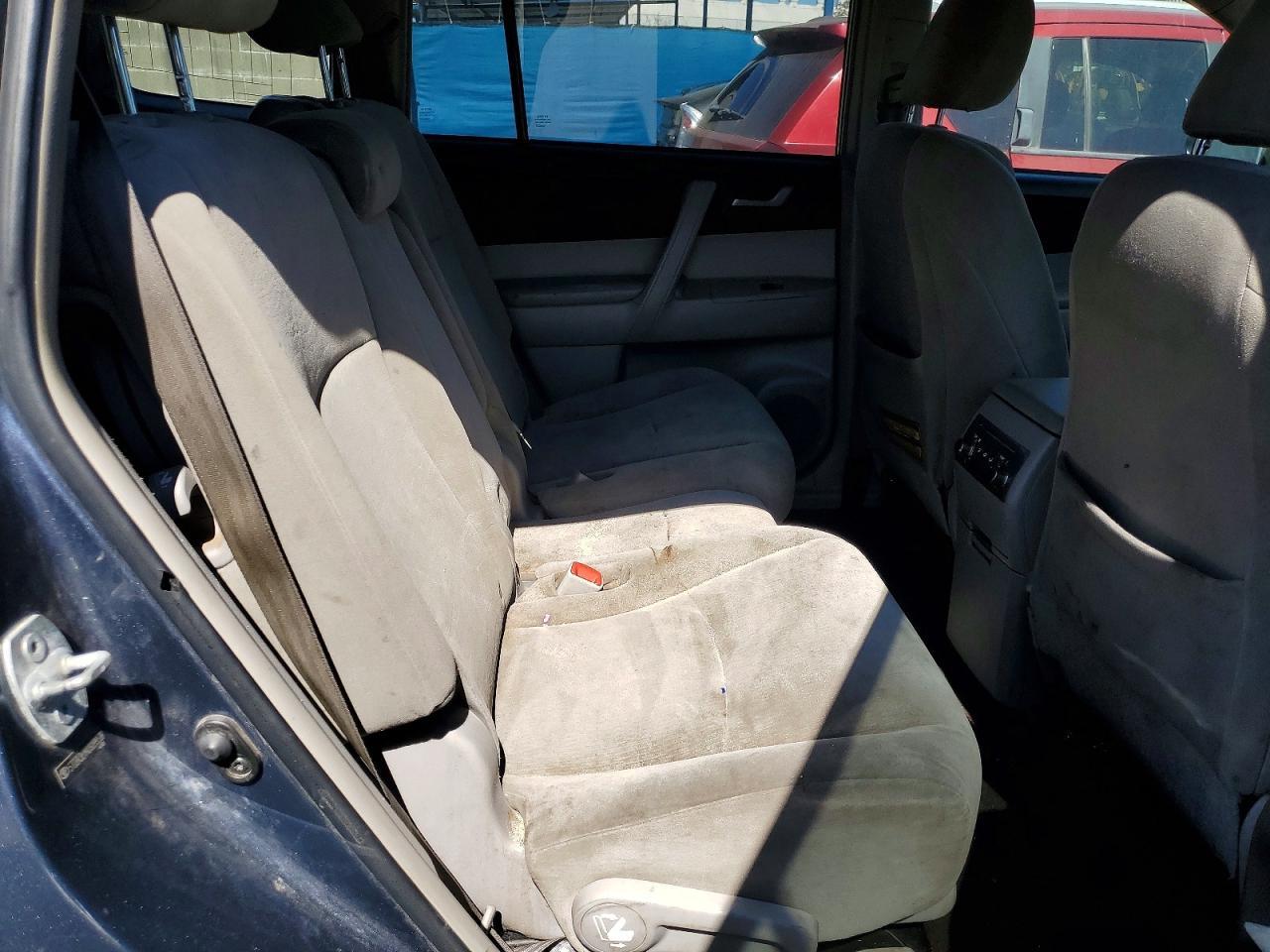 2013 TOYOTA HIGHLANDER