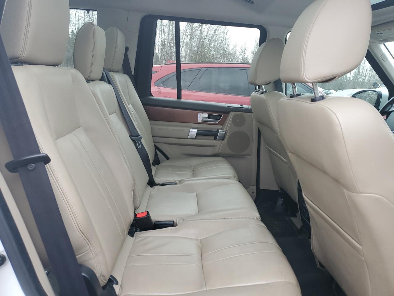 2016 LAND ROVER LR4