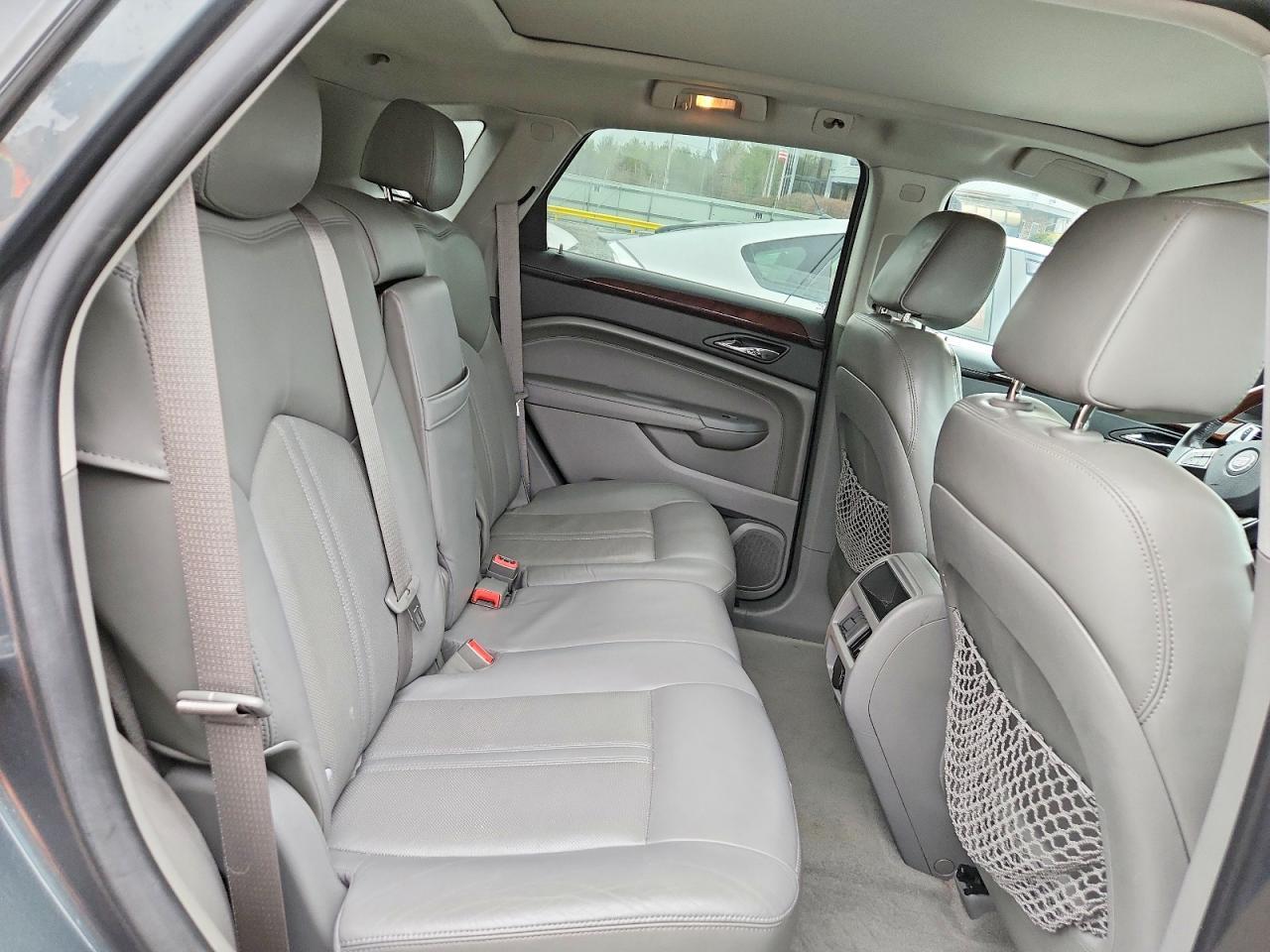 2010 CADILLAC SRX
