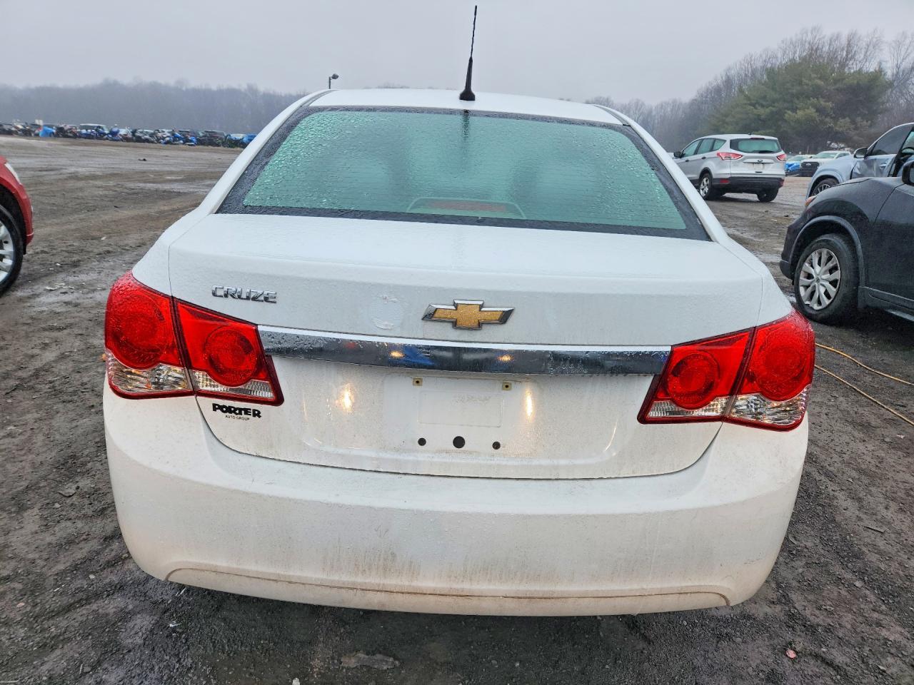 2011 CHEVROLET CRUZE