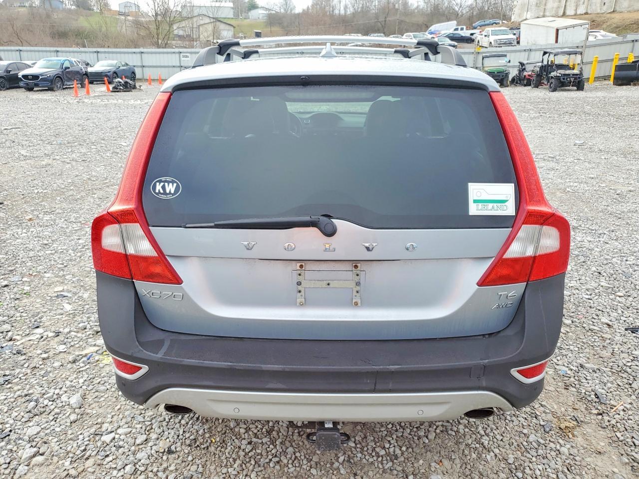 2013 VOLVO XC70