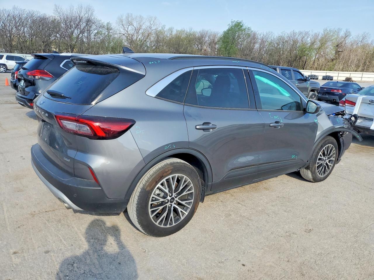 2024 FORD ESCAPE