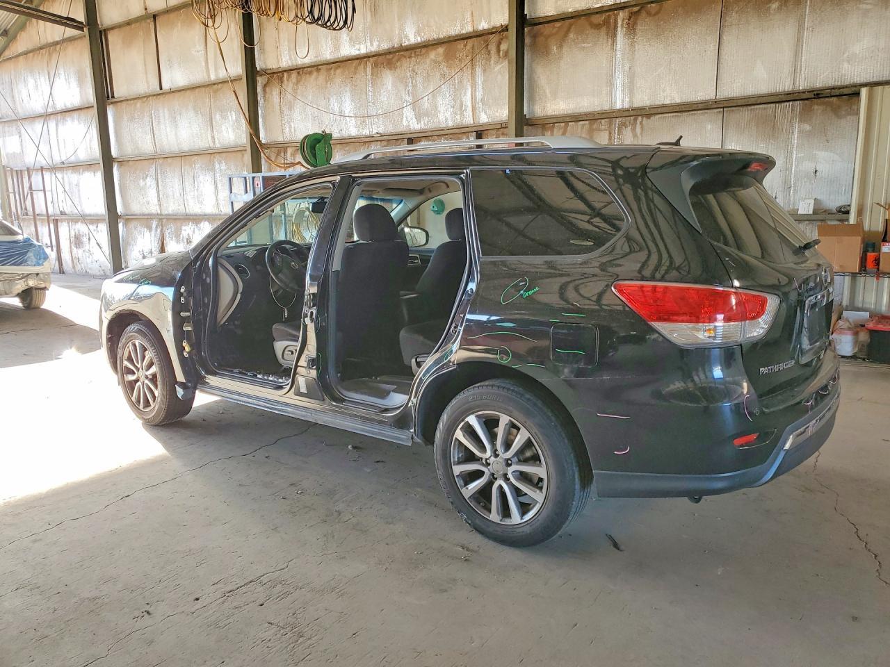 2016 NISSAN PATHFINDER