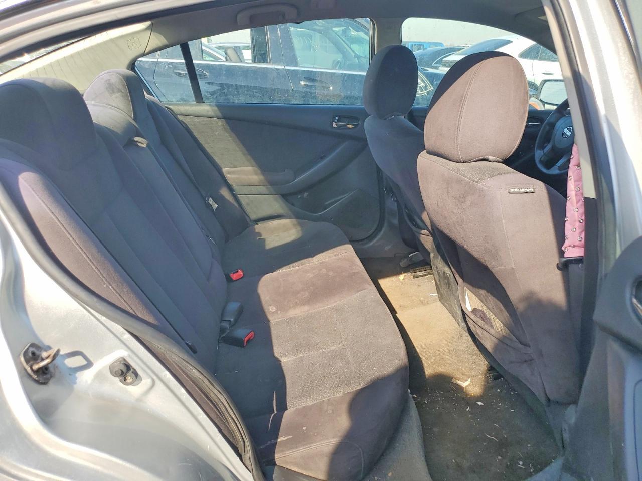 2010 NISSAN ALTIMA