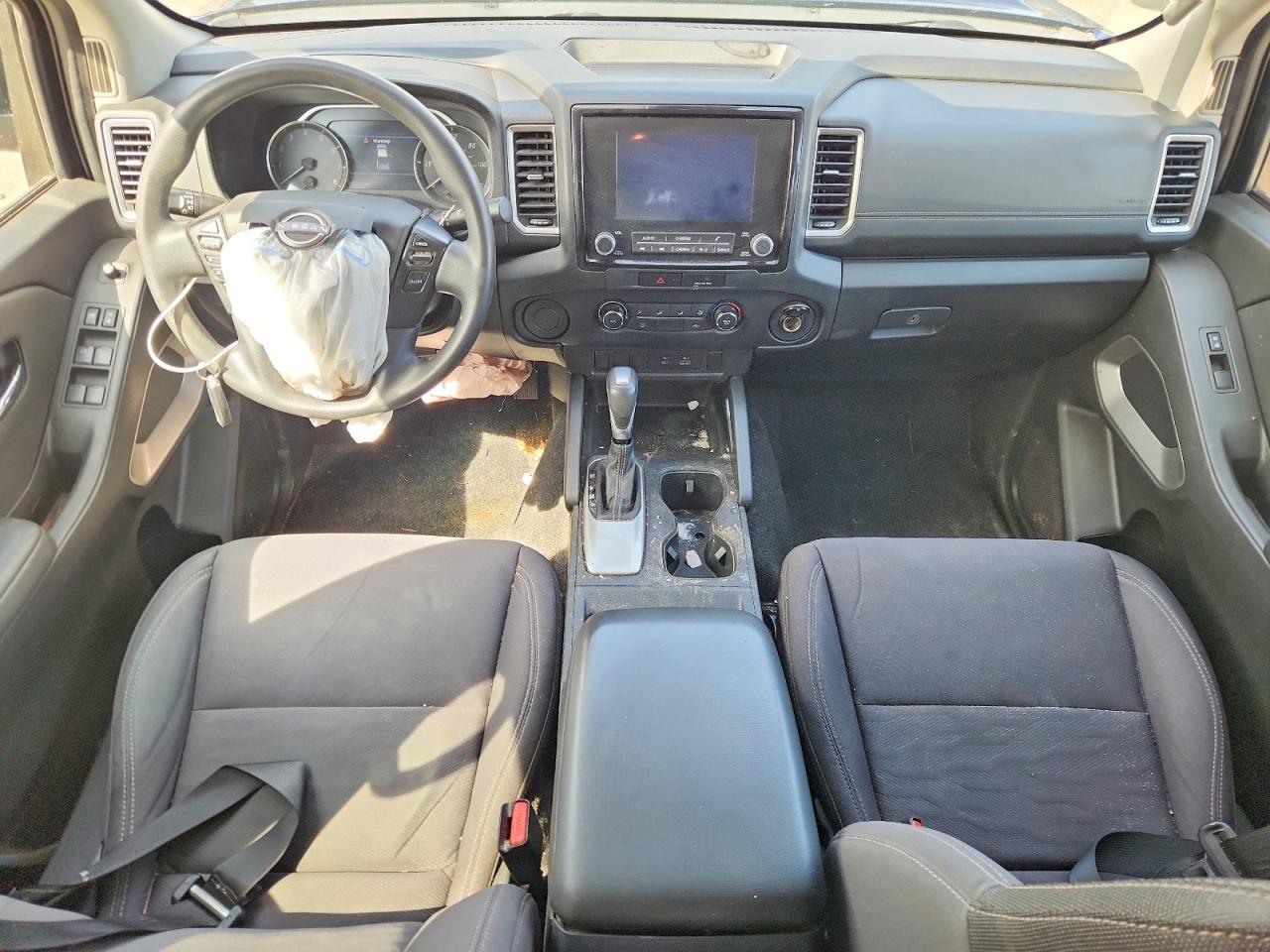 2022 NISSAN Frontier