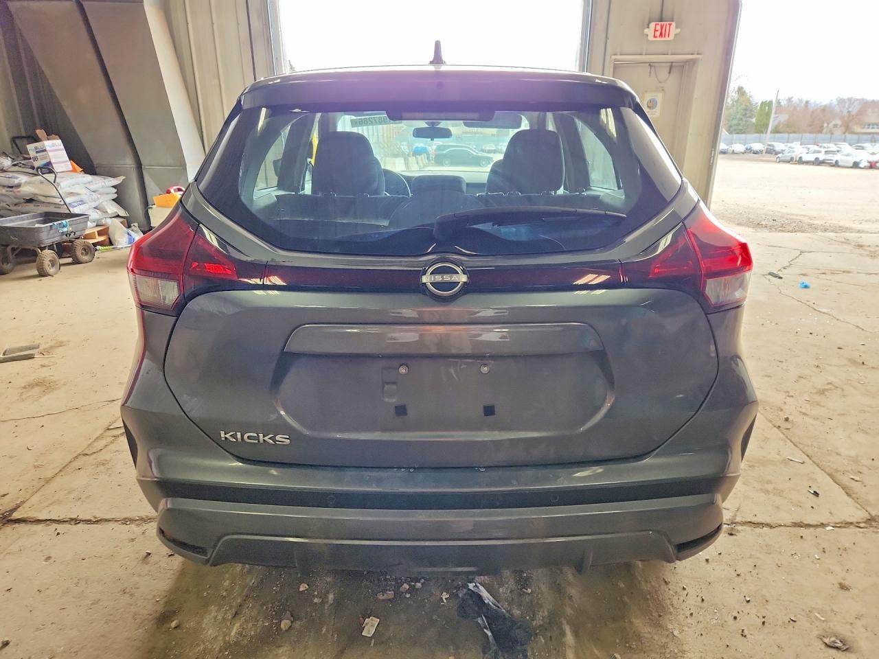 2024 NISSAN KICKS