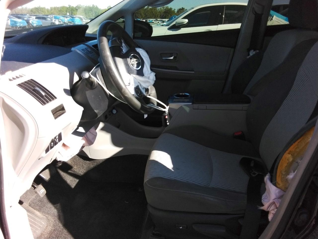 2015 TOYOTA PRIUS V