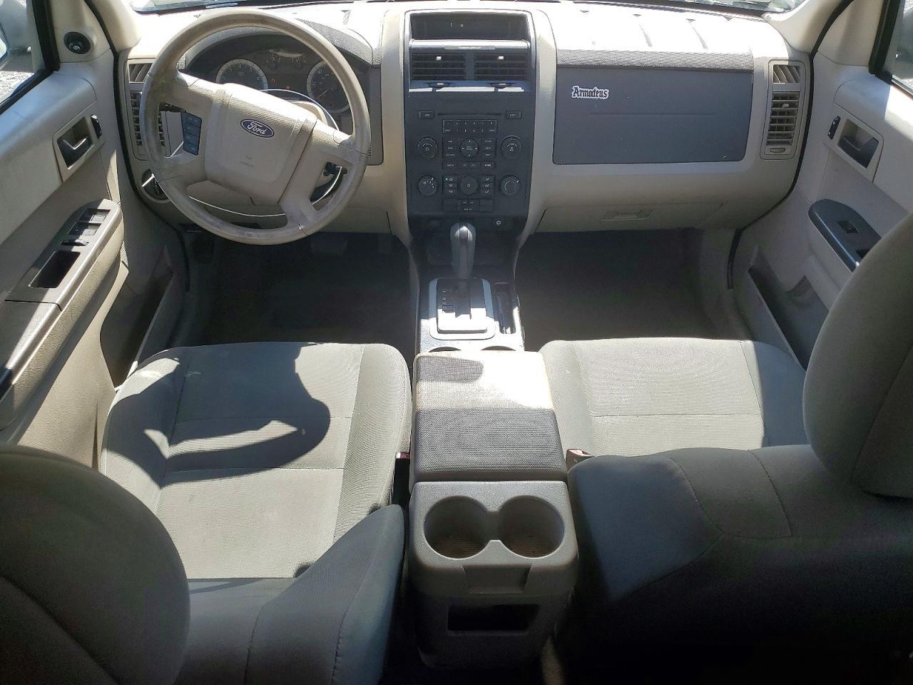 2009 FORD ESCAPE