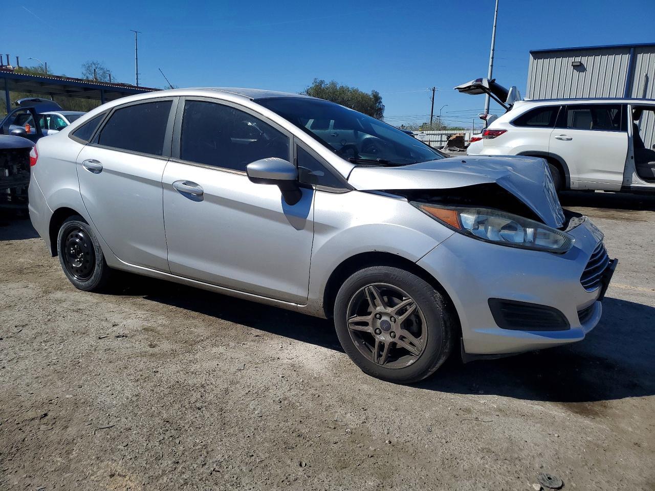 2017 FORD Fiesta