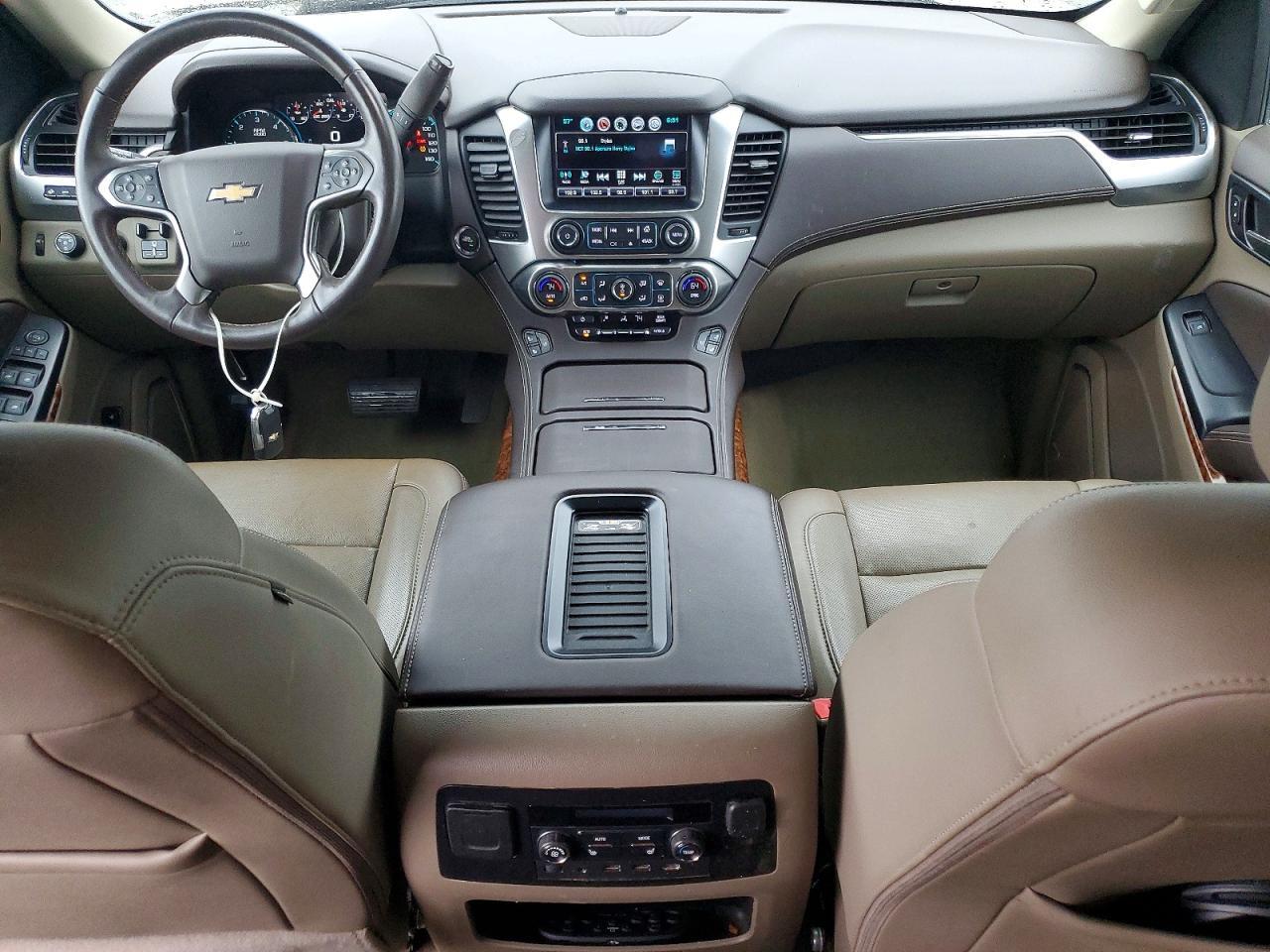 2017 CHEVROLET Suburban