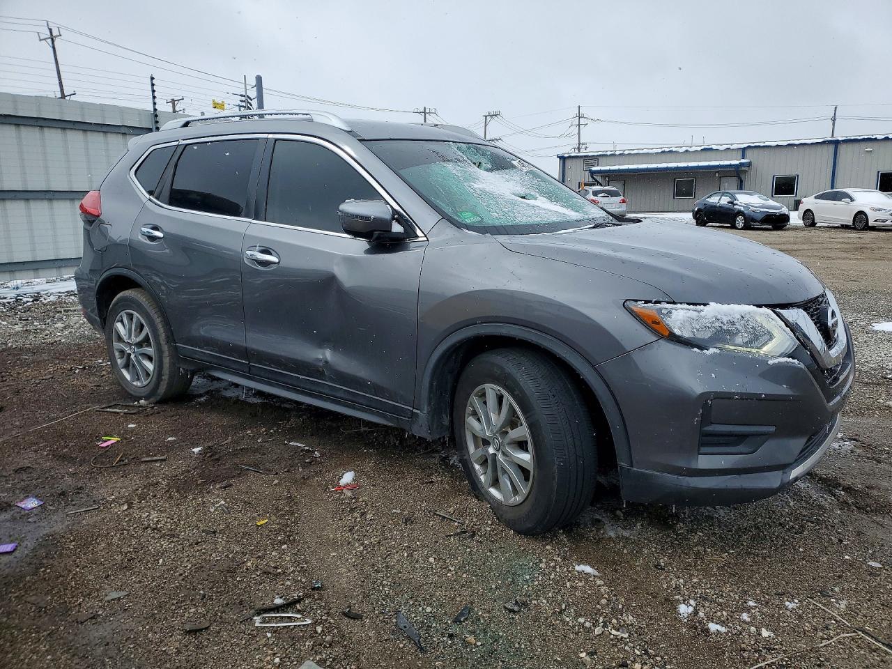 2017 NISSAN ROGUE
