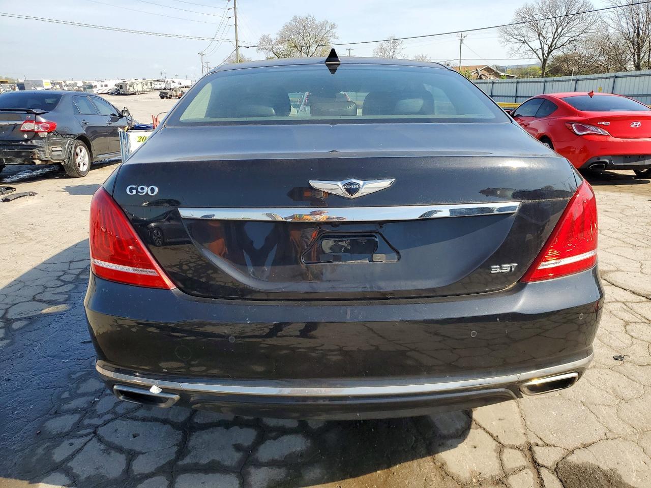 2018 GENESIS G90