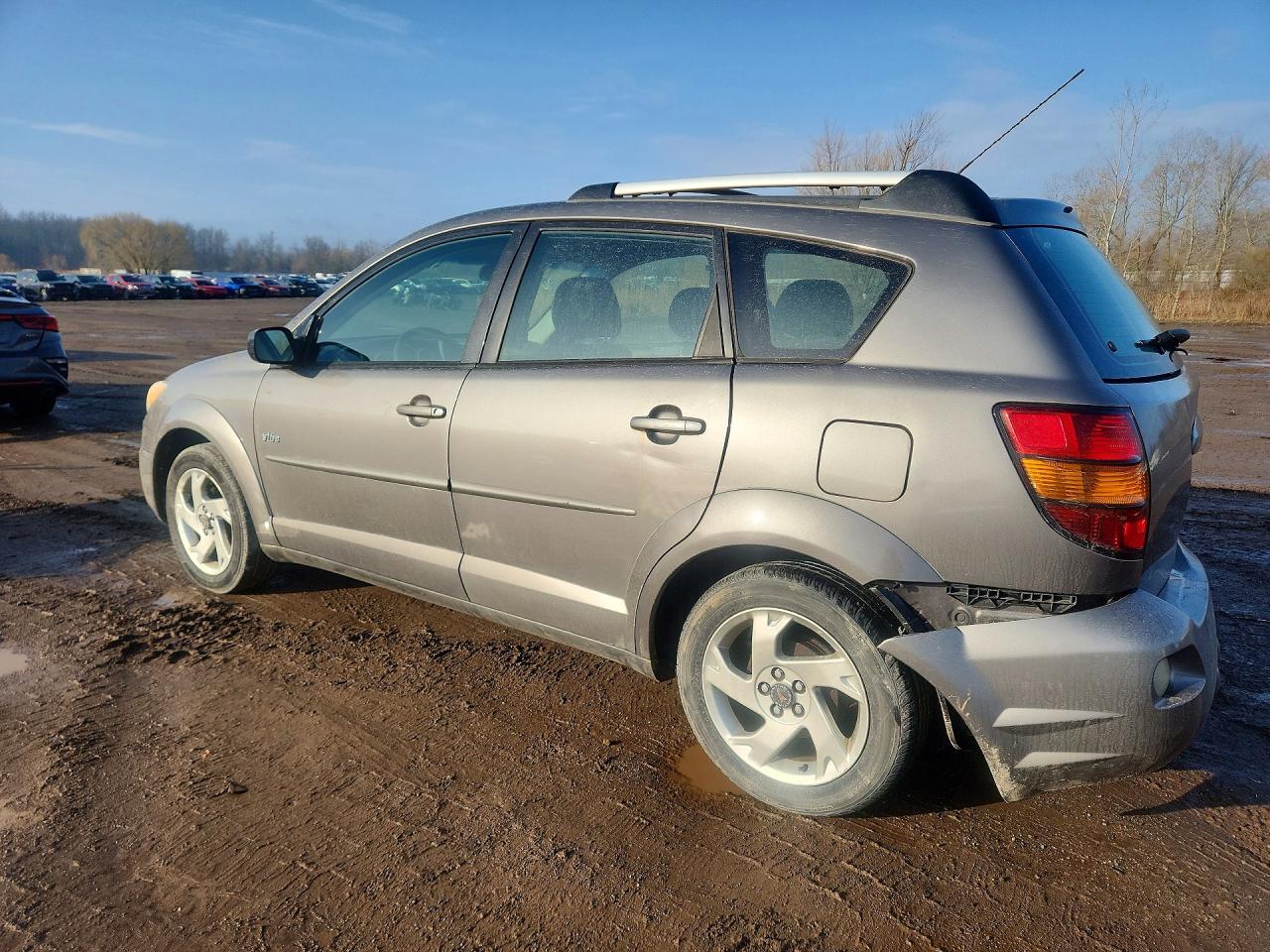 2004 PONTIAC VIBE