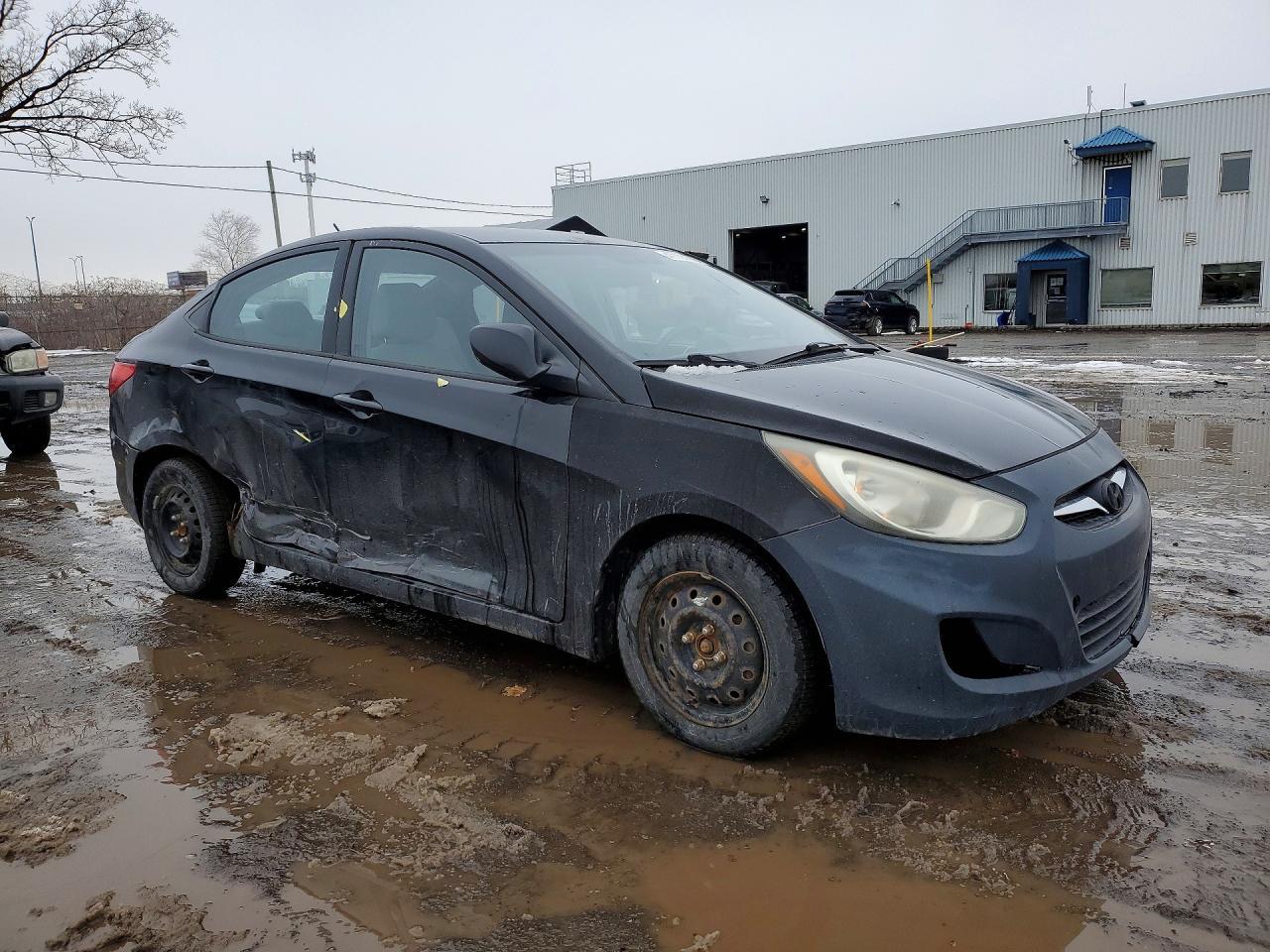 2013 HYUNDAI ACCENT