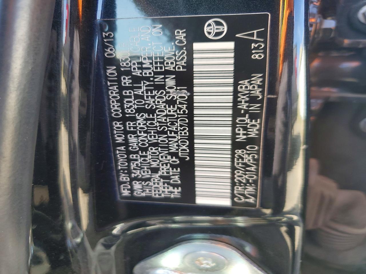 2013 TOYOTA Prius c
