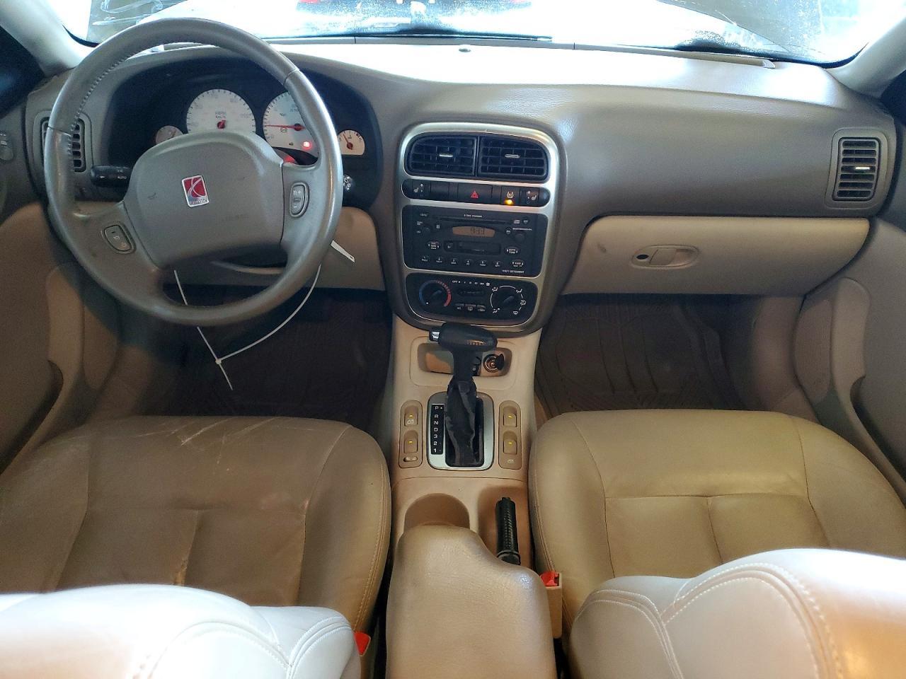 2004 SATURN L300