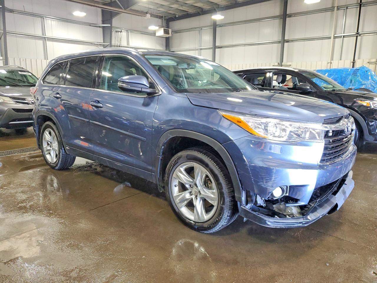 2015 TOYOTA HIGHLANDER
