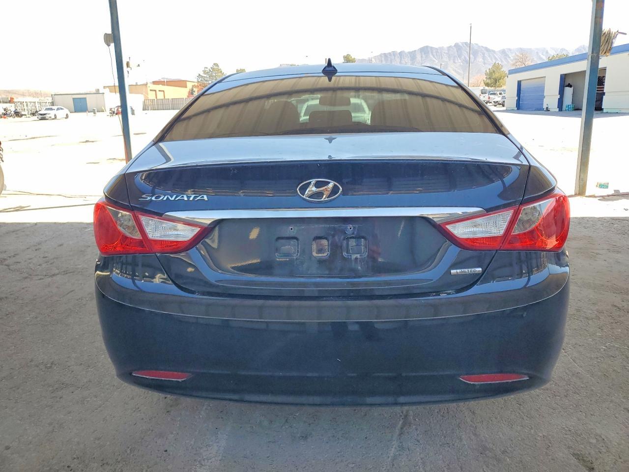 2013 HYUNDAI SONATA
