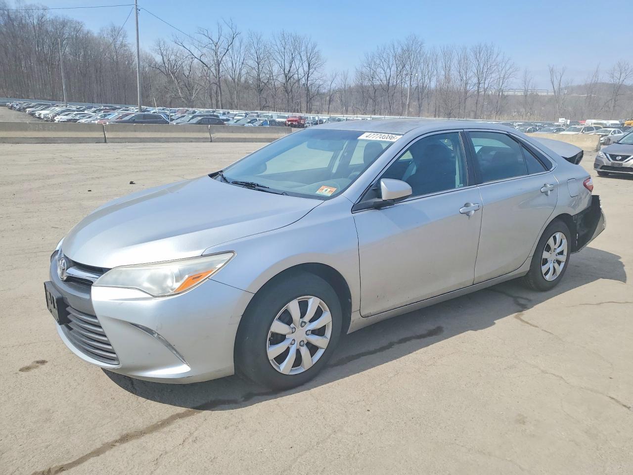 2017 TOYOTA CAMRY