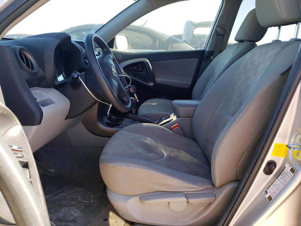 2011 TOYOTA RAV4