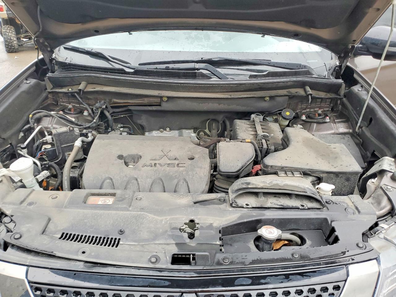 2019 MITSUBISHI outlander