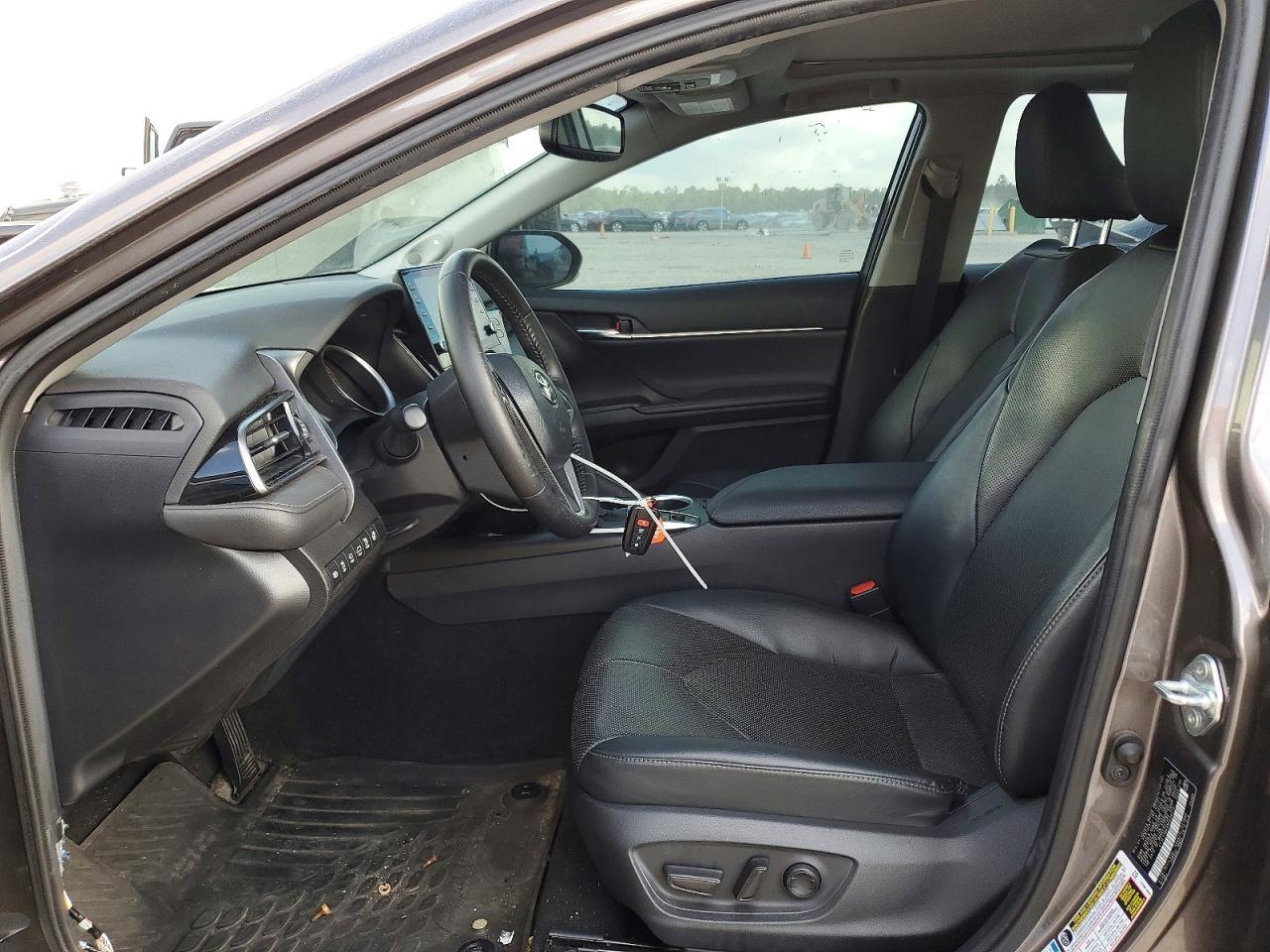 2021 TOYOTA CAMRY