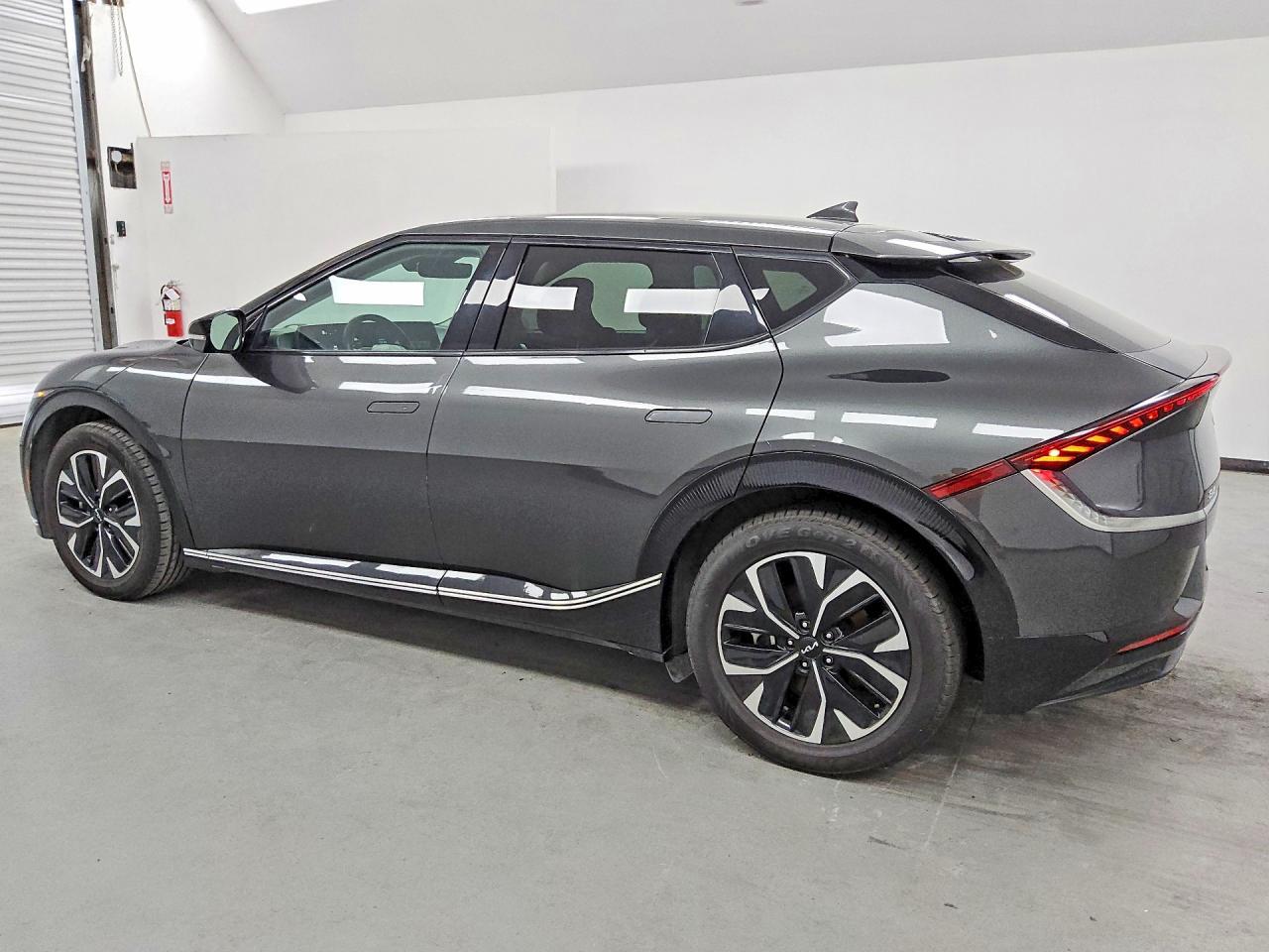 2024 KIA EV6