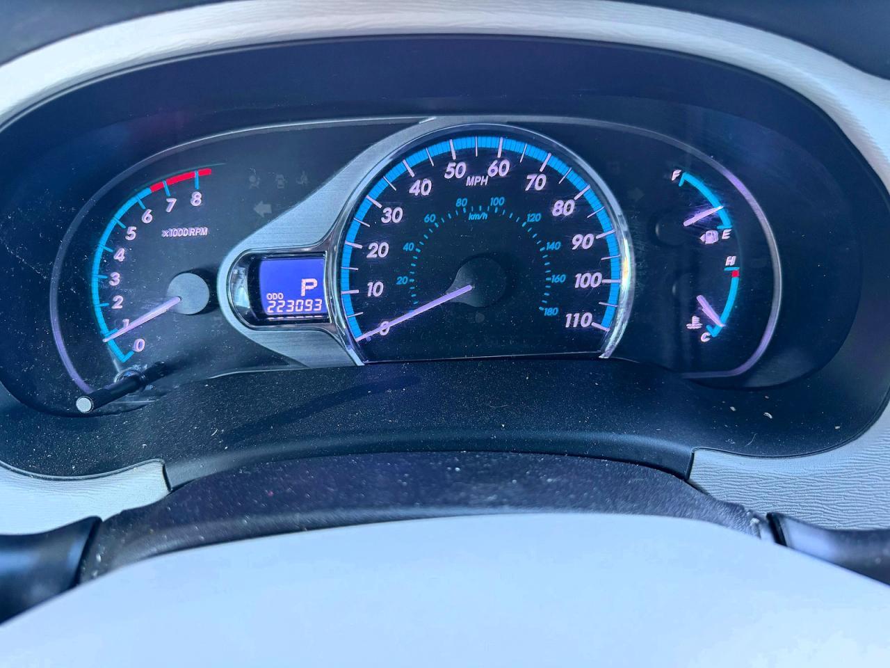 2014 TOYOTA SIENNA