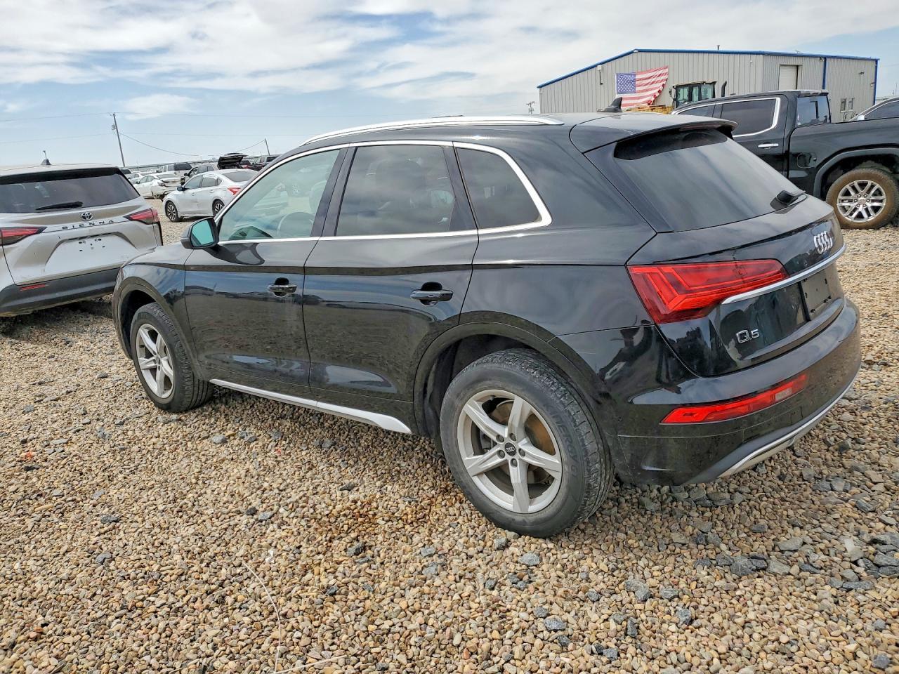 2021 AUDI Q5