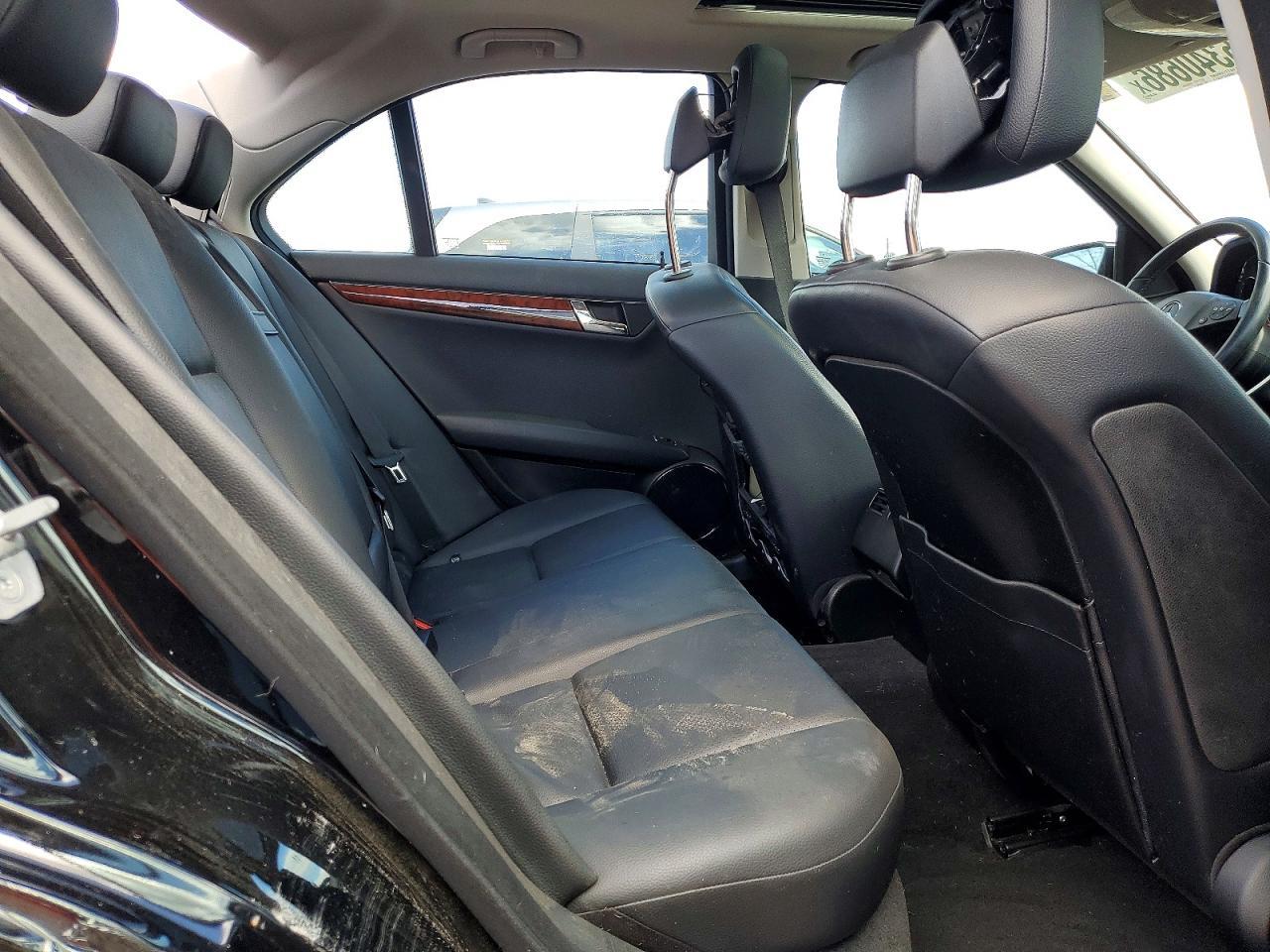 2011 MERCEDES-BENZ C-CLASS