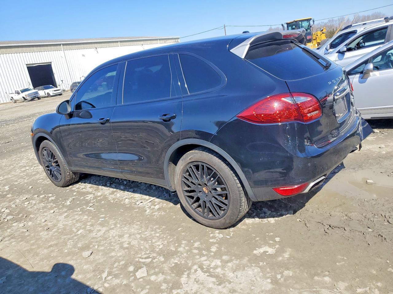 2014 PORSCHE CAYENNE