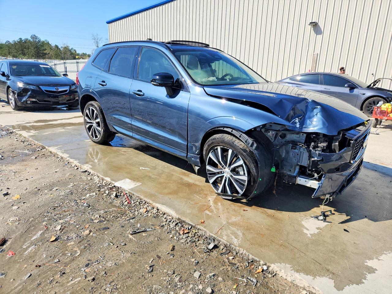 2023 VOLVO XC60
