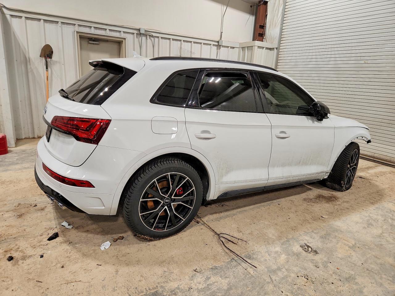 2021 AUDI SQ5