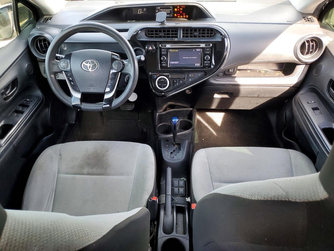 2018 TOYOTA PRIUS