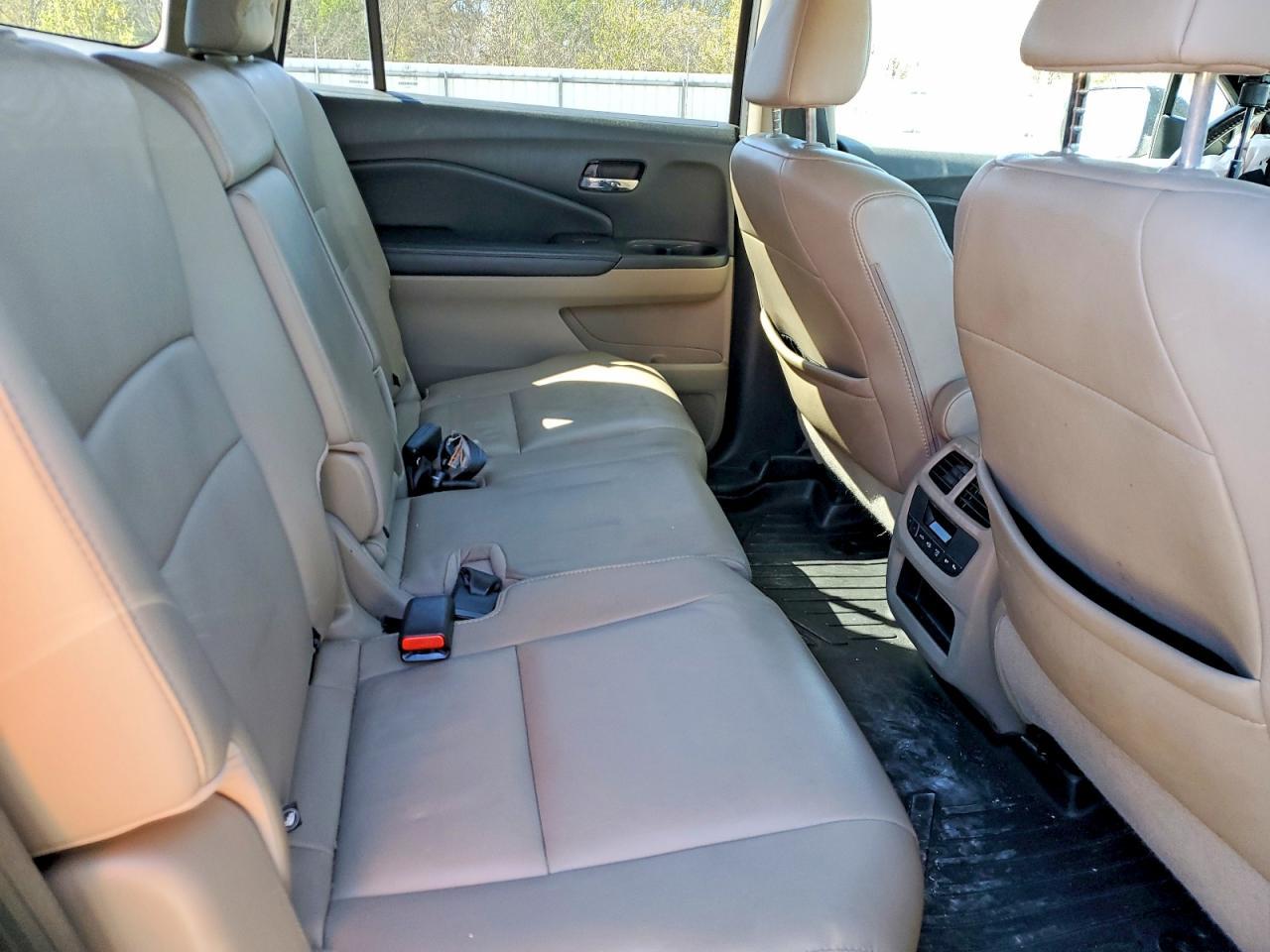 2016 HONDA PILOT