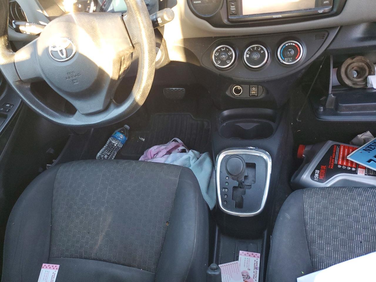 2015 TOYOTA YARIS