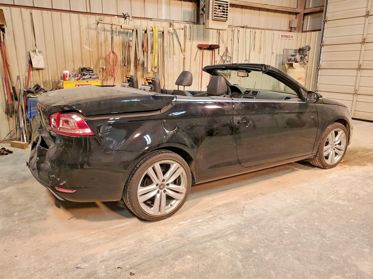 2015 VOLKSWAGEN EOS