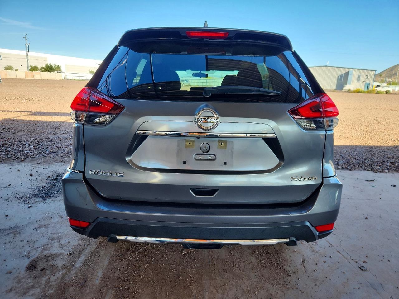 2017 NISSAN ROGUE