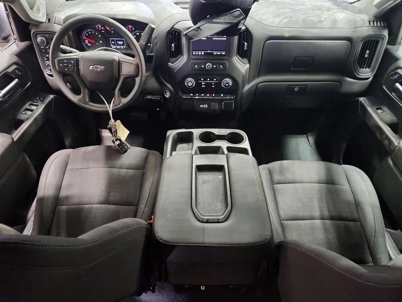 2024 CHEVROLET Silverado