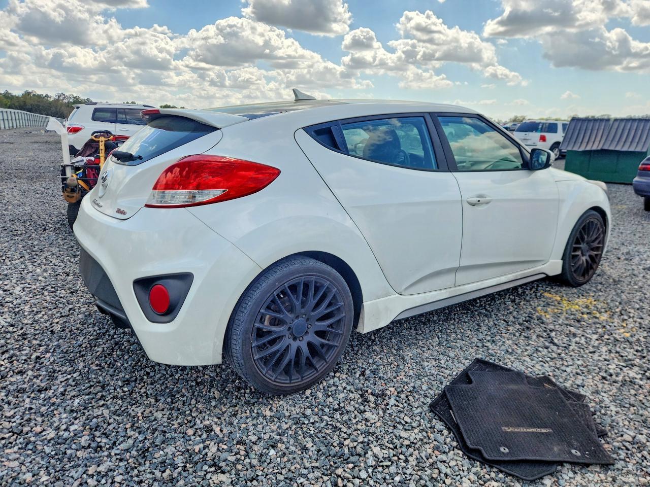 2016 HYUNDAI VELOSTER