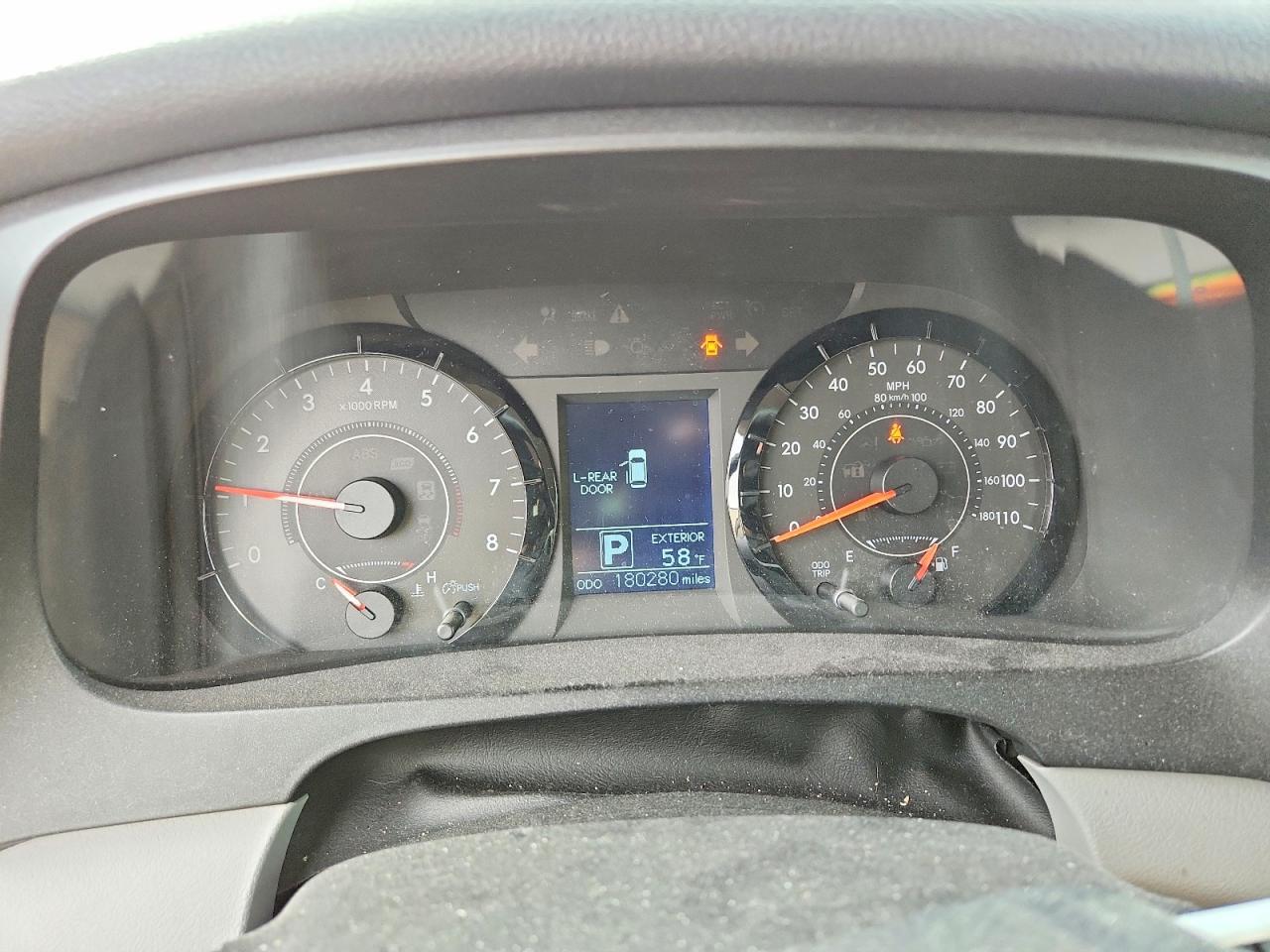 2017 TOYOTA SIENNA