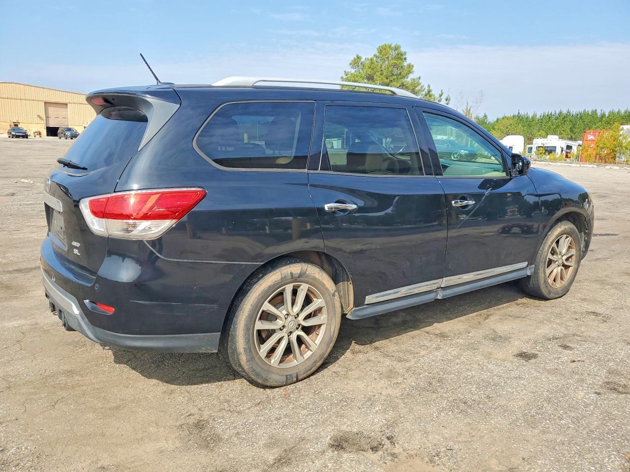 2014 NISSAN PATHFINDER