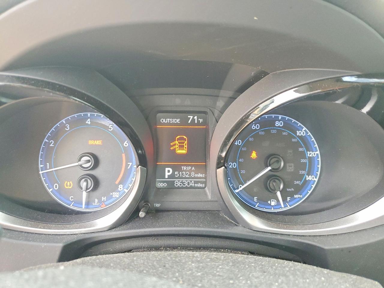 2015 TOYOTA COROLLA