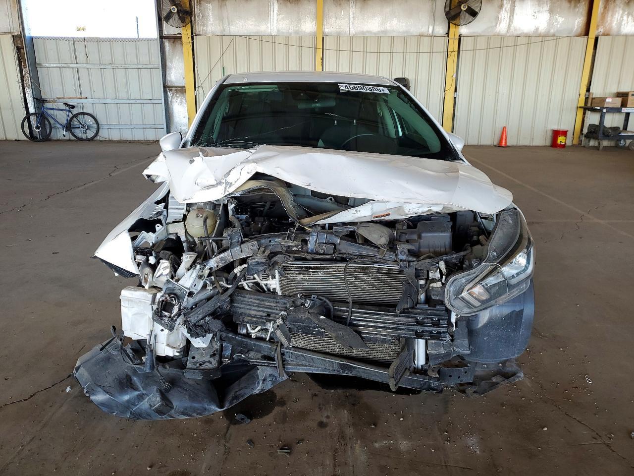 2021 NISSAN VERSA
